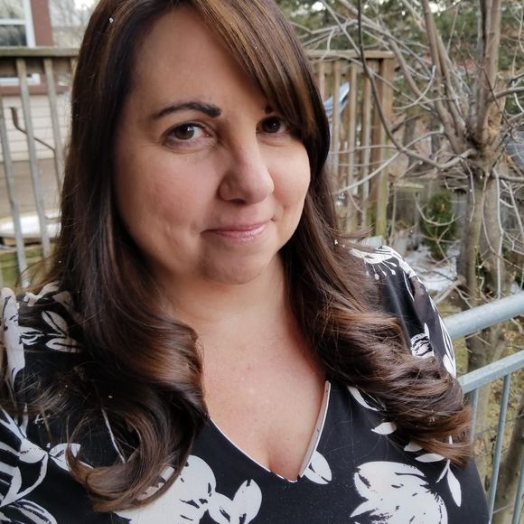 Meet your Posher, Theresa - Picture 1 of 1